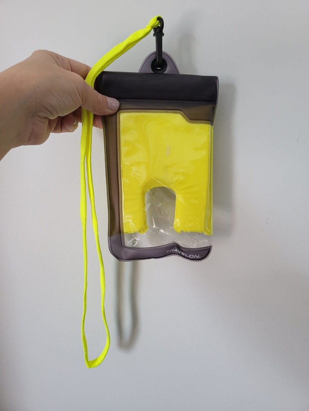 🎁 TRAVELON Yellow Waterproof Phone Pouch with Lanyard